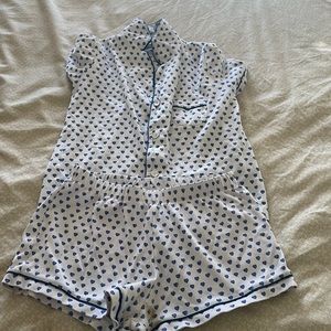 size xs roller rabbit blue heart button up pajamas